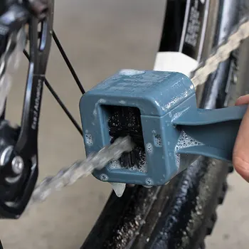 1бр Универсална мотоциклетна велосипедна верига Четка за почистване на зъбни колела Гръндж Чисти инструменти за ремонт на колоездене Аксесоари за велосипеди с четка 24X5X3cm Изображение