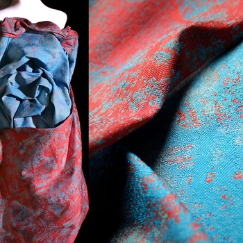 Оригинална ретро червена и синя контрастираща двустранна жакардова текстура носталгична тъкан облекло дизайнерска тъкан Изображение