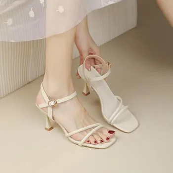  сандали на висок ток за жени през пролетта и лятото на 2023 г. Нов стил тънък ток отворен пръст дамски универсални обувки големи 44 Изображение